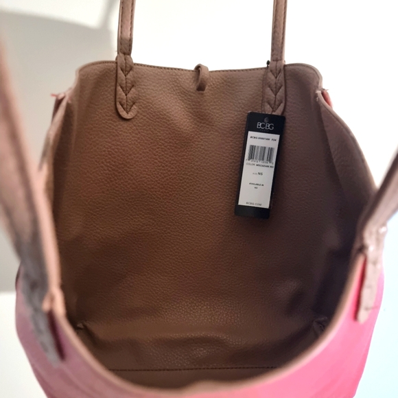 BCBG Paris reversible tote - Picture 5 of 6